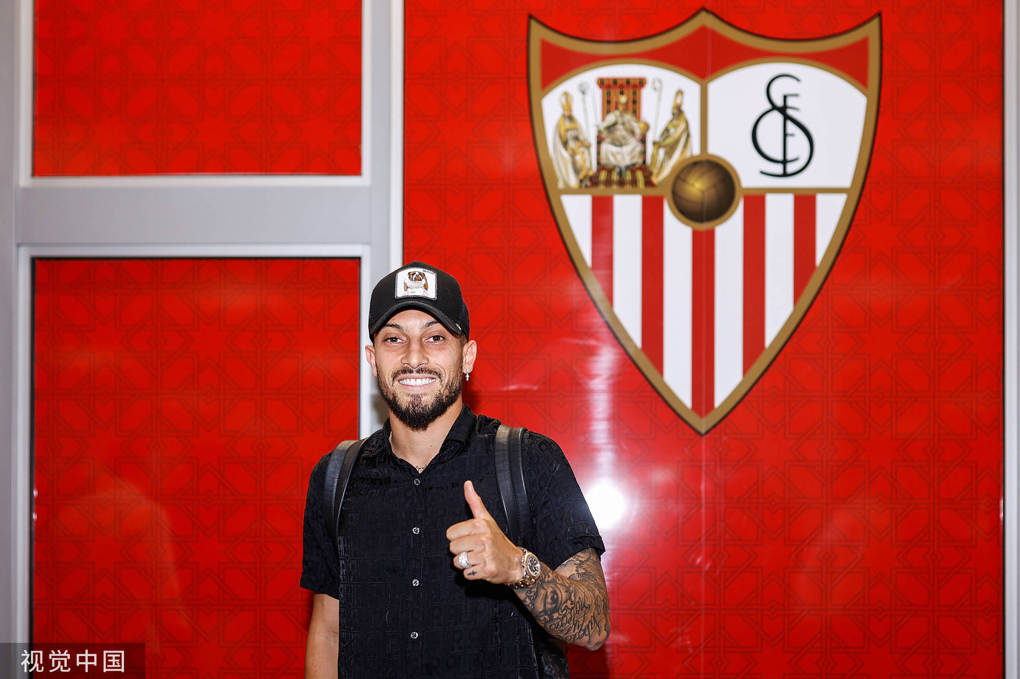 关于赛地聚焦——法甲官宣日热度飙升；塞维利亚回应争议；底气十足；更衣室氛围转暖的信息