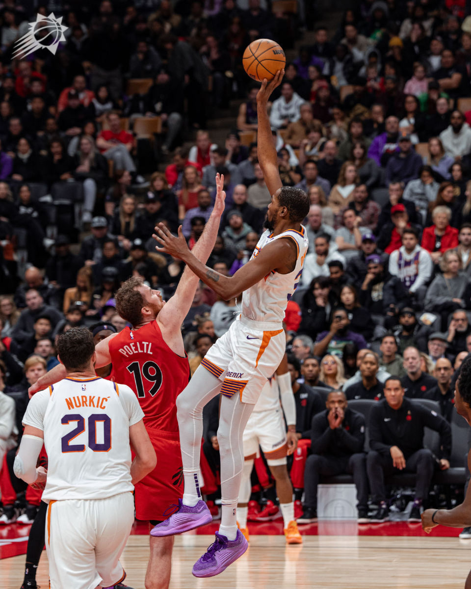 杜兰特重返赛场,爆冷首场状态出色,公牛观众沸腾!上演精彩一战的简单介绍 杜兰特重返赛场,爆冷首场状态出色,公牛观众沸腾!上演精彩一战的简单介绍