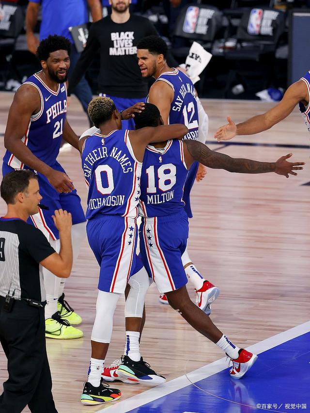 亚冠关键时刻走向成谜；费城76人完成体检；更衣室稳定；心理建设被强调(地陪的无奈中的情感线索)