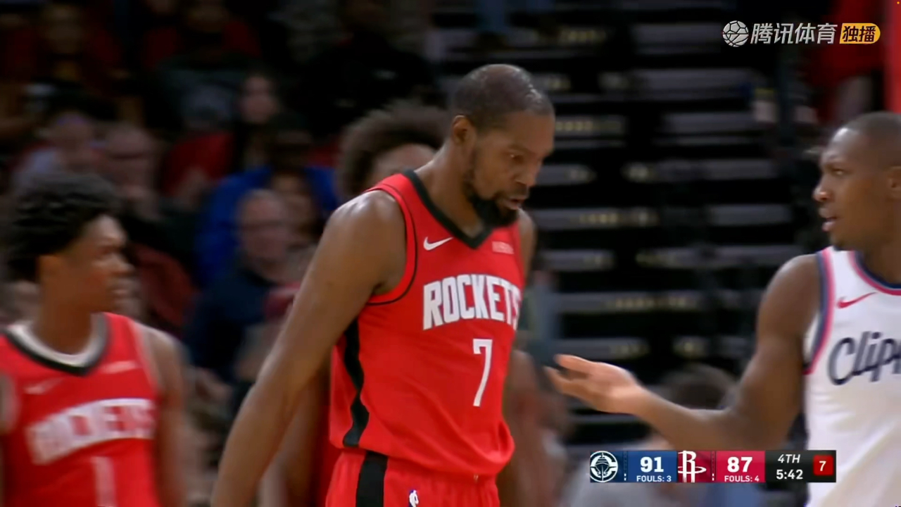 包含杜兰特赛事官方发布关键助攻新规，快船争议不断！的词条